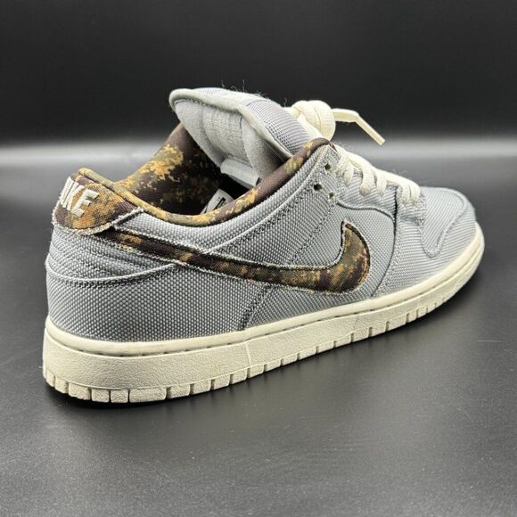 Nike Dunk Low 'Digital Camo' - Picture 8 of 12
